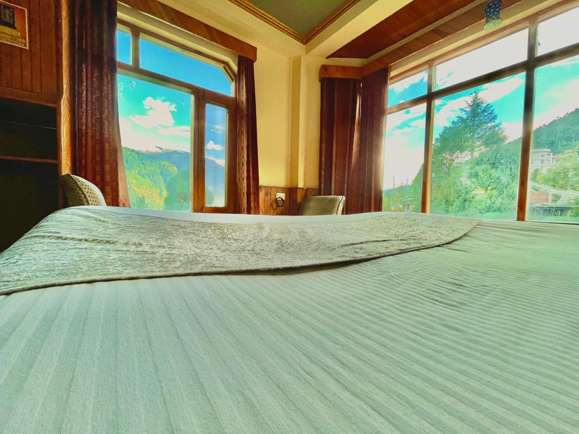 Woods Villa Cottages Manali - 1,2,3,4 Cottages & Villas Available In Manali With Scenic Mountain View Exterior foto